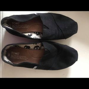 Black Toms